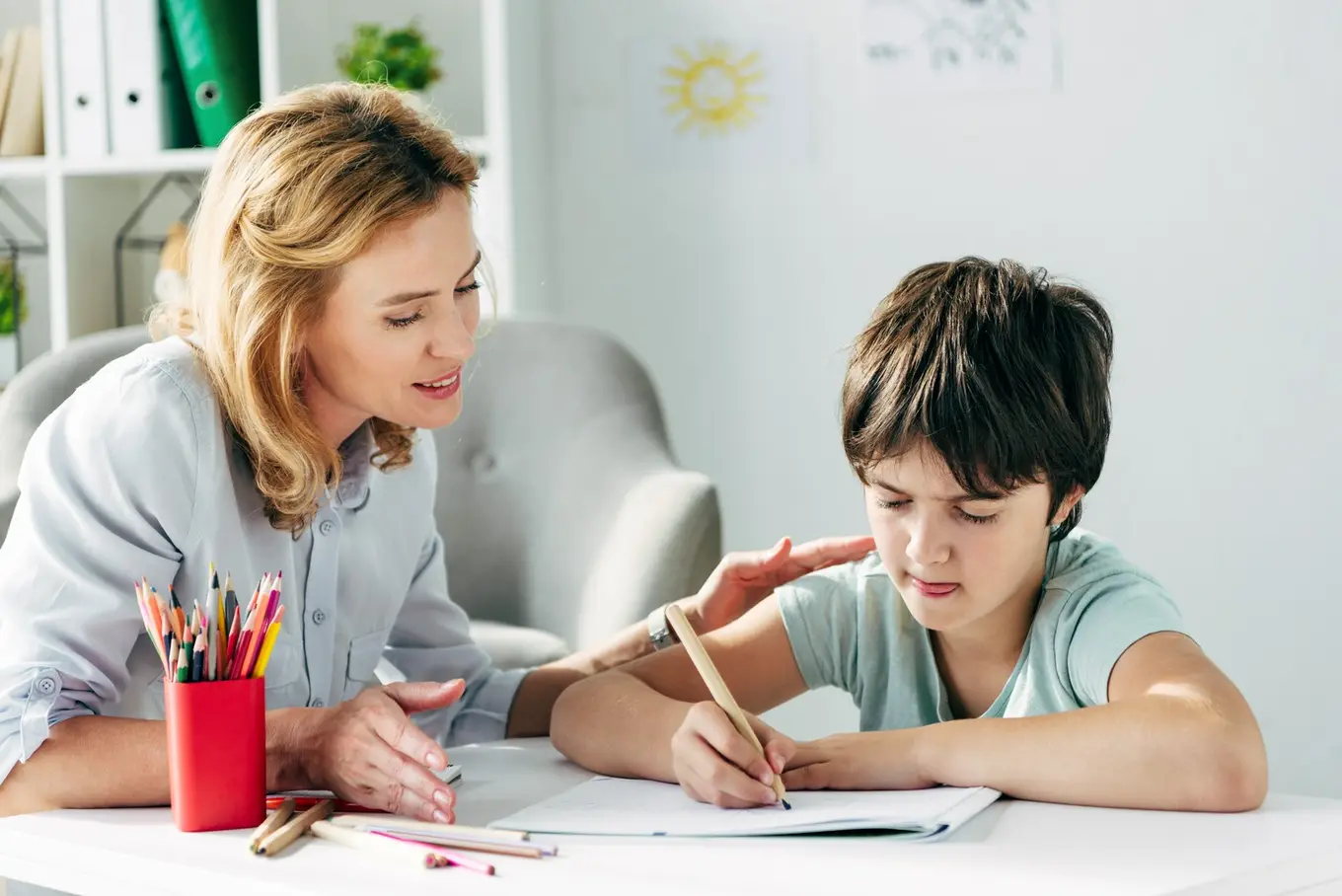 chłopiec podczas diagnozy pedagogicznej